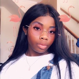 Meet your Posher, Charlee